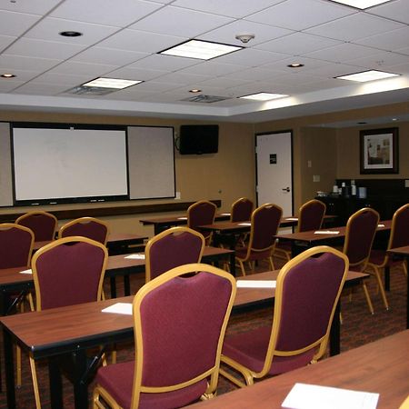 Hampton Inn And Suites Peru Kültér fotó