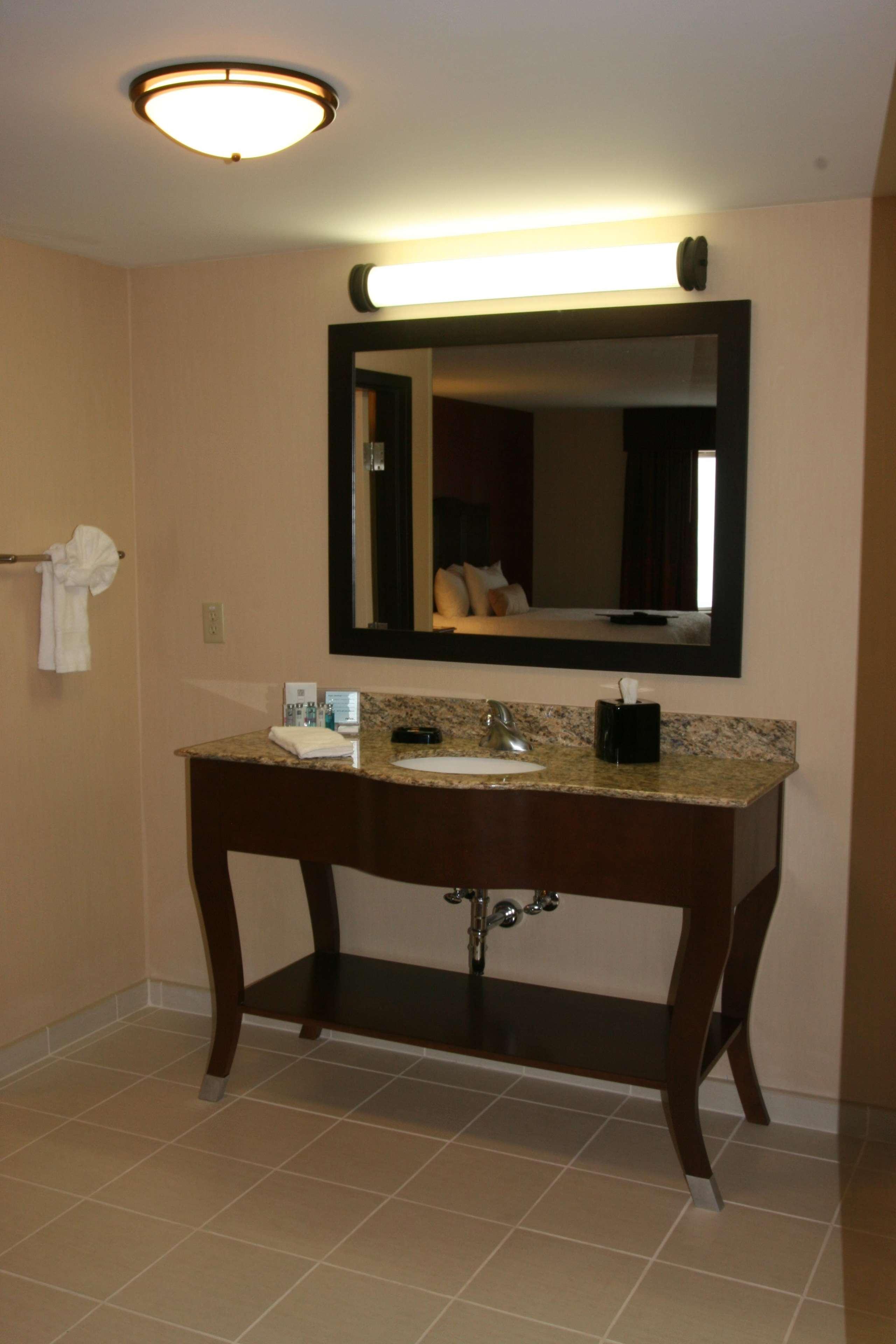 Hampton Inn And Suites Peru Szoba fotó